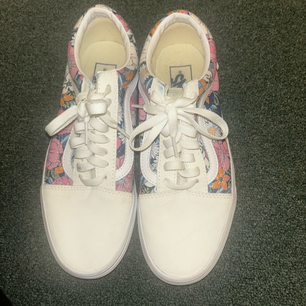 Women's Floral Vans